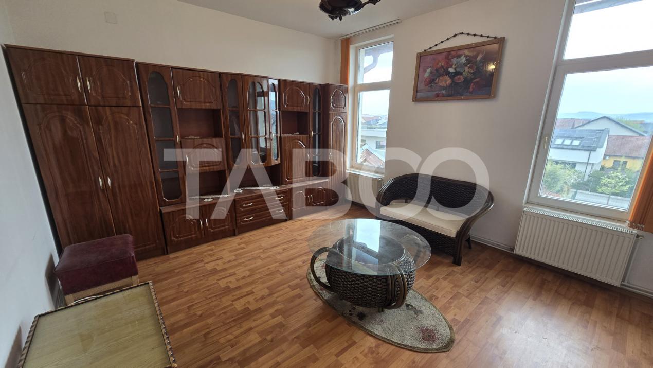EXCLUSIVITATE - Apartament cu 4 camere de vanzare parcare Strada Noua