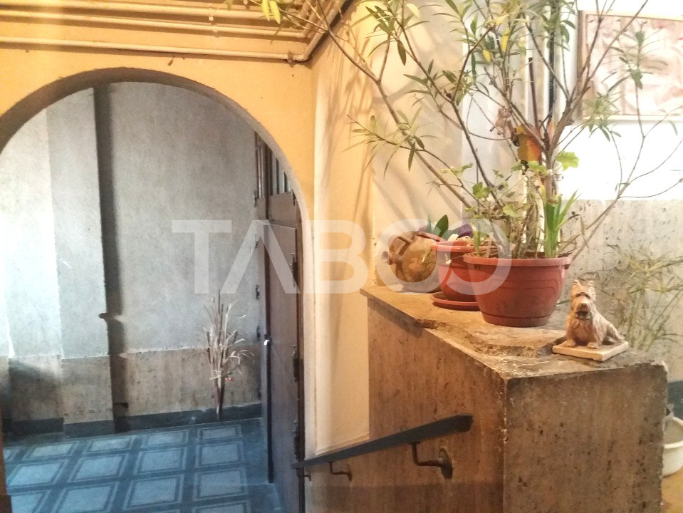 Garsoniera 32 mp de inchiriat cu gradina in zona Garii Sibiu