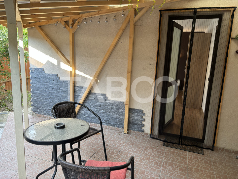 Garsoniera cocheta 36 mp utili cu gradina de 31 mp Calea Poplacii