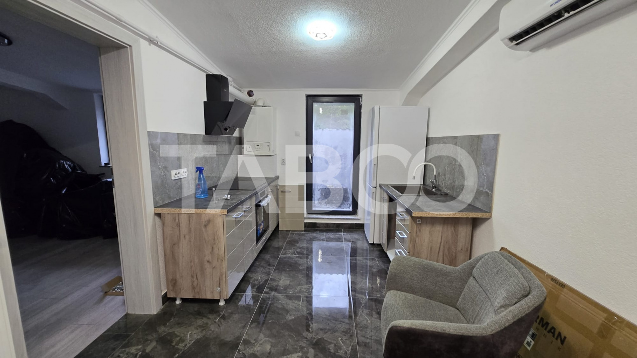 Garsoniera cu balcon 35 mp utili zona Vivo de vanzare in Cluj-Napoca