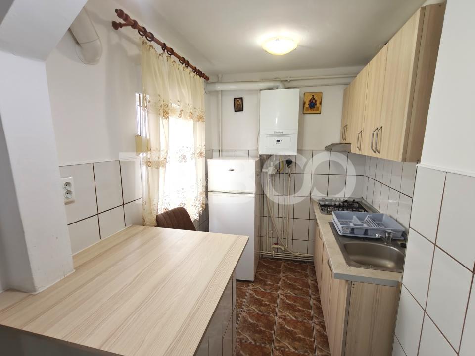 Garsoniera cu balcon la etajul 1 - mobilata si ultilat - OMV Milea