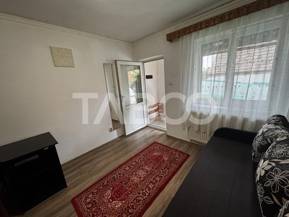 Garsoniera de inchiriat 28 mp si curte zona Trei Stejari Sibiu