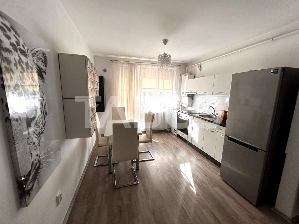 Garsoniera de inchiriat 45 mpu curte privata zona Calea Surii Mici