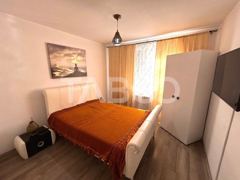 Garsoniera de inchiriat 45 mpu curte privata zona Calea Surii Mici