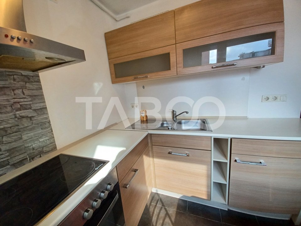 Garsoniera de inchiriat cu balcon parcare si pivnita Colinei Sibiu