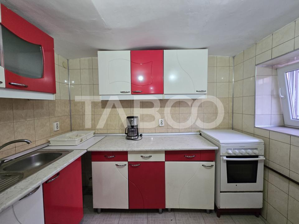 Garsoniera de inchiriat decomandata 35 mpu zona Central Sibiu