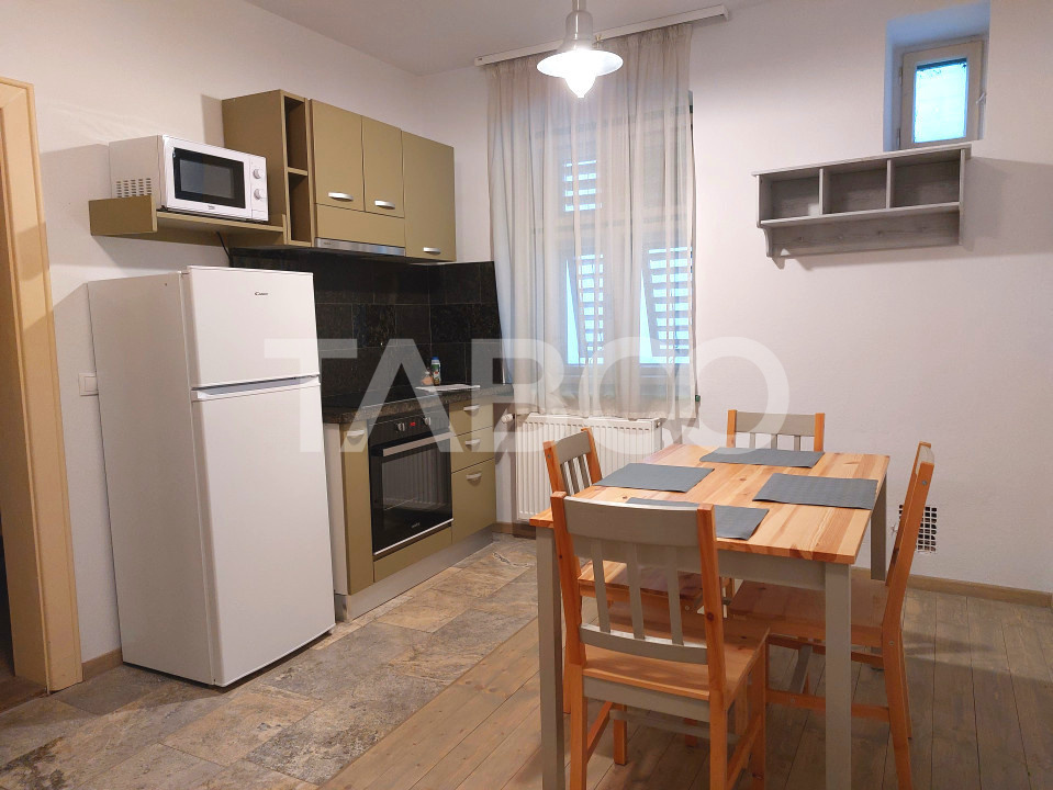 Garsoniera de inchiriat la casa camera bucatarie baie Lidl Cisnadie
