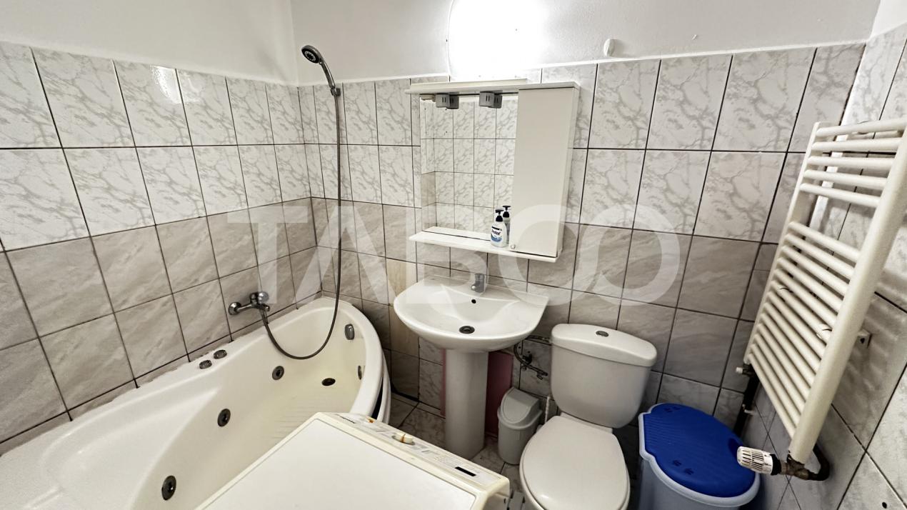 Garsoniera de inchiriat  mobilata utilata 30 mpu zona Valea Aurie