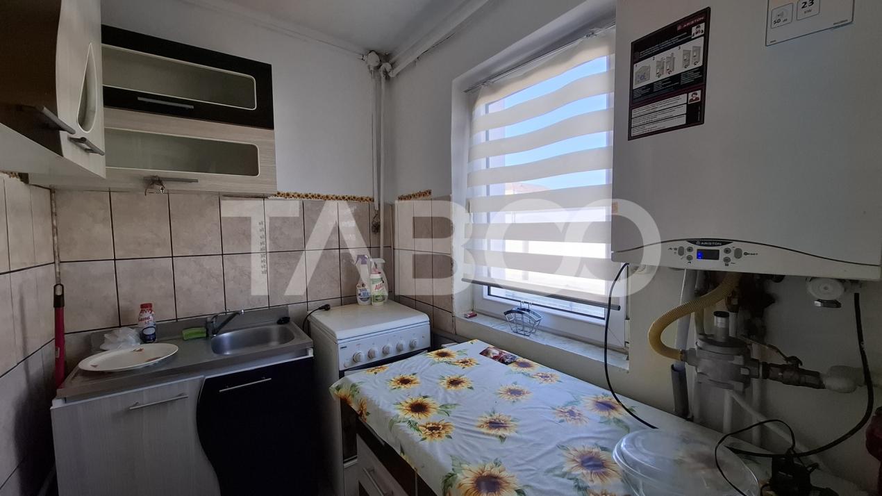 Garsoniera de inchiriat semidecomandata 27 mp zona Valea Aurie Sibiu