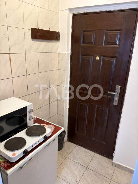 Garsoniera de vanzare 18 mpu in zona Broscarie