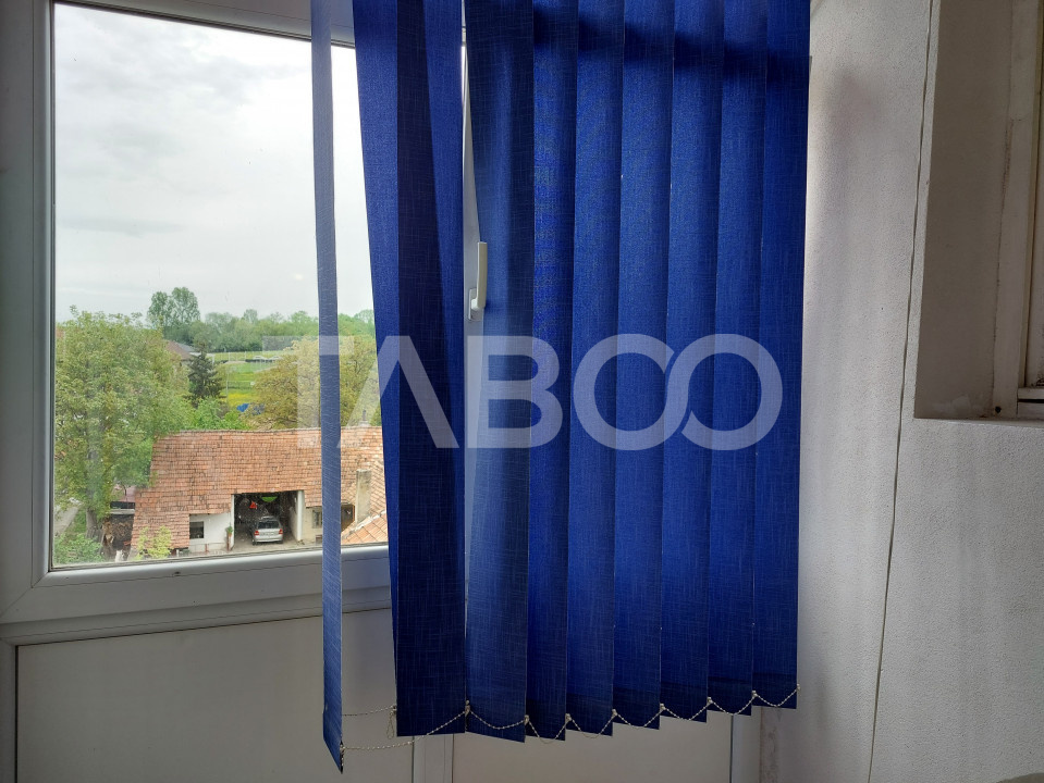 Garsoniera de vanzare 22 mp camera baie bucatarie balcon Cisnadie