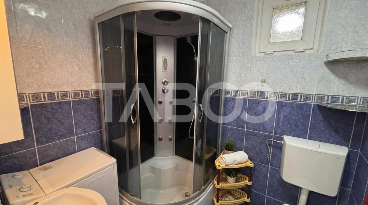 Garsoniera de vanzare 33mpu + parcare si curte privata