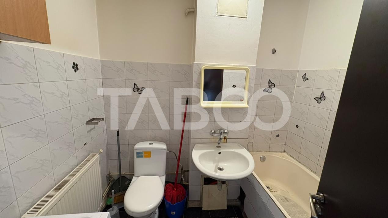 Garsoniera de vanzare 41 mpu in zona Terezian balcon 3 mp