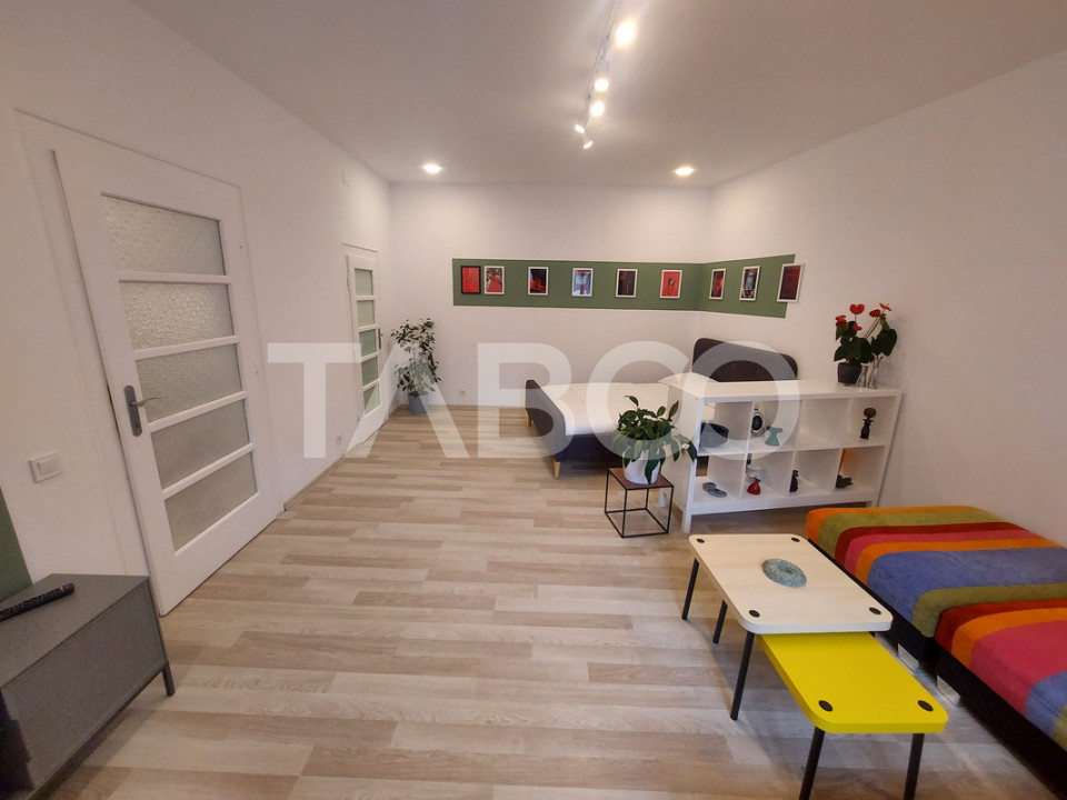 Garsoniera de vanzare 43 mpu pivnita zona Orasul de Jos Sibiu