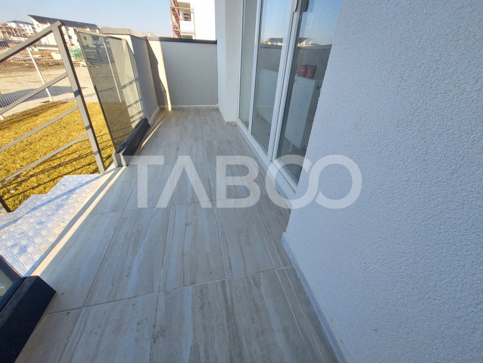 Garsoniera de vanzare 50 mpu balcon loc de parcare gradina 40 mpu