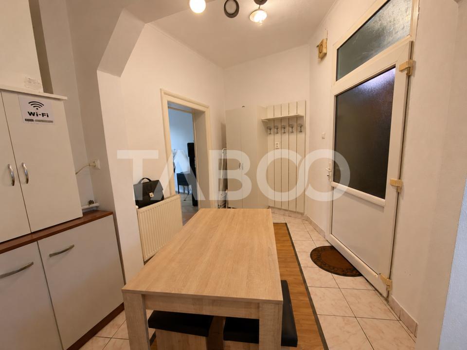 Garsoniera de vanzare aproape de centru cu bucatarie separata