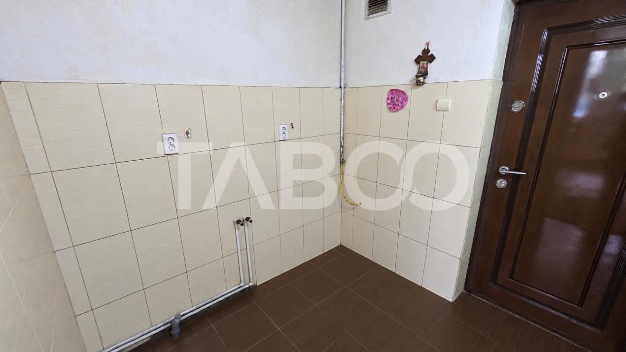 Garsoniera de vanzare de renovat 20mp in zona Terezian Sibiu