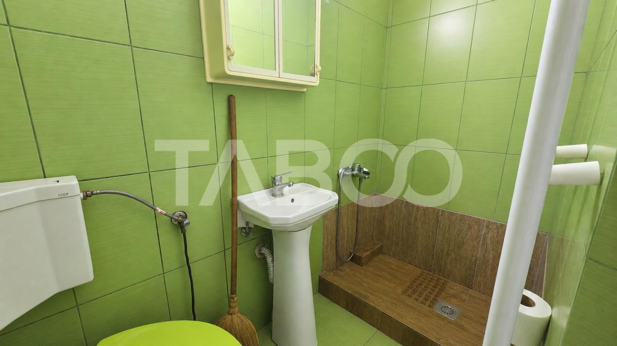 Garsoniera de vanzare de renovat 20mp in zona Terezian Sibiu