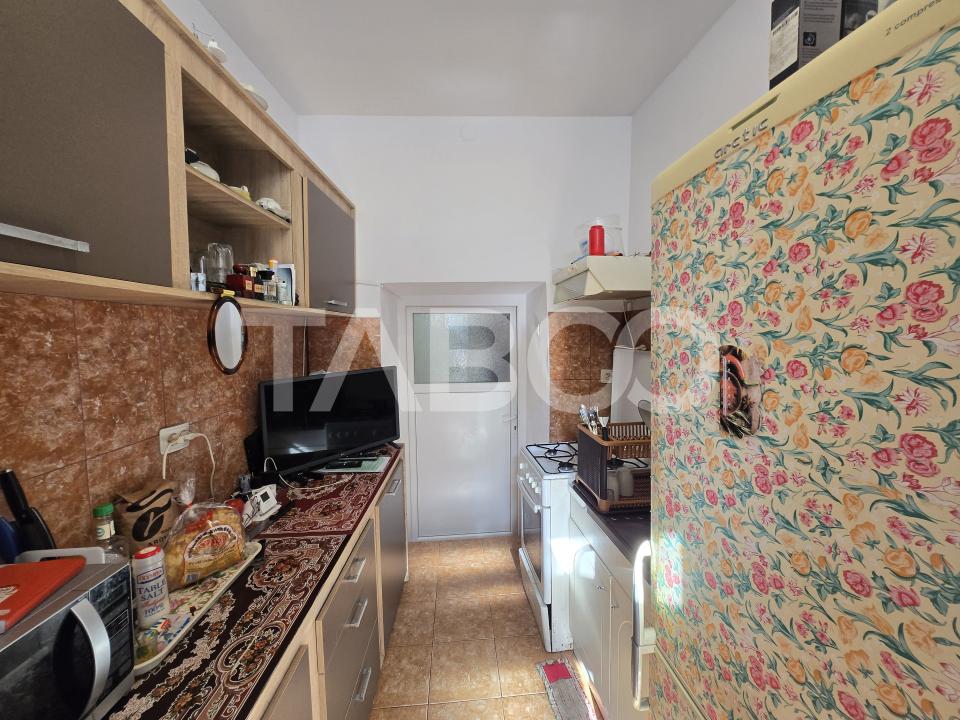 Garsoniera de vanzare decomandata 29 mpu zona Centrul Istoric Sibiu