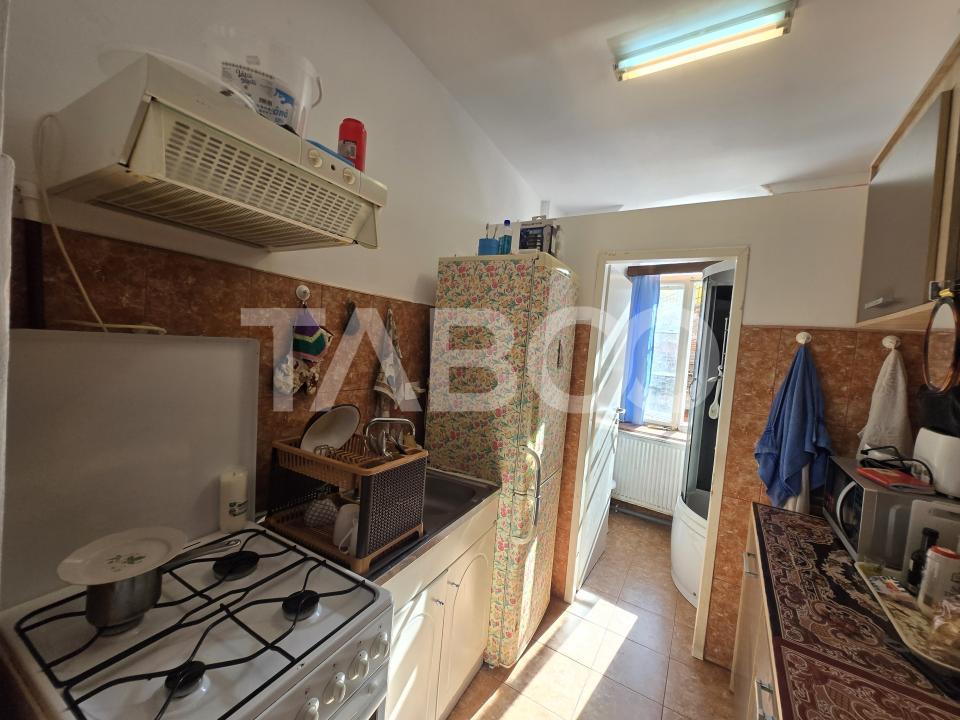 Garsoniera de vanzare decomandata 29 mpu zona Centrul Istoric Sibiu