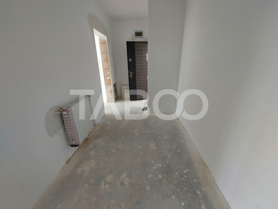 Garsoniera de vanzare decomandata 47 mpu balcon loc parcare Selimbar