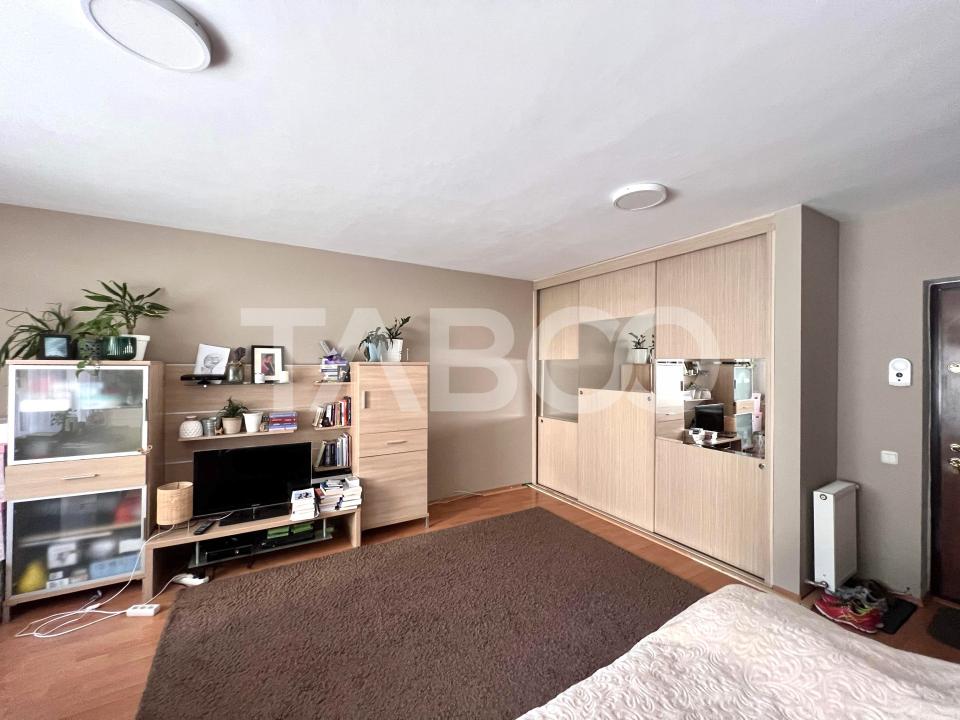 Garsoniera de vanzare in Marasti zona BRD si The Office cu dressing