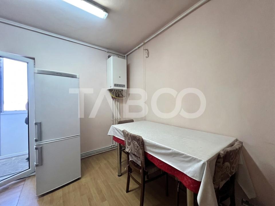 Garsoniera de vanzare Manastur zona BIG cu priveliste balcon de 4 mp