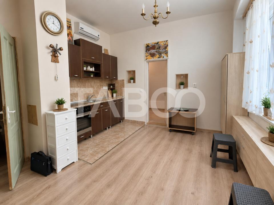 Garsoniera de vanzare - Mica la suprafata, dar cu potential mare