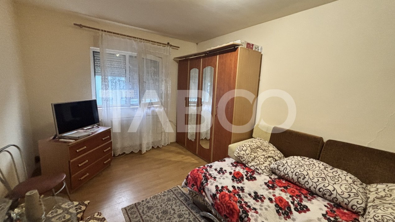 Garsoniera de vanzare mobilata si utilata 26mpu Stefan cel Mare Sibiu