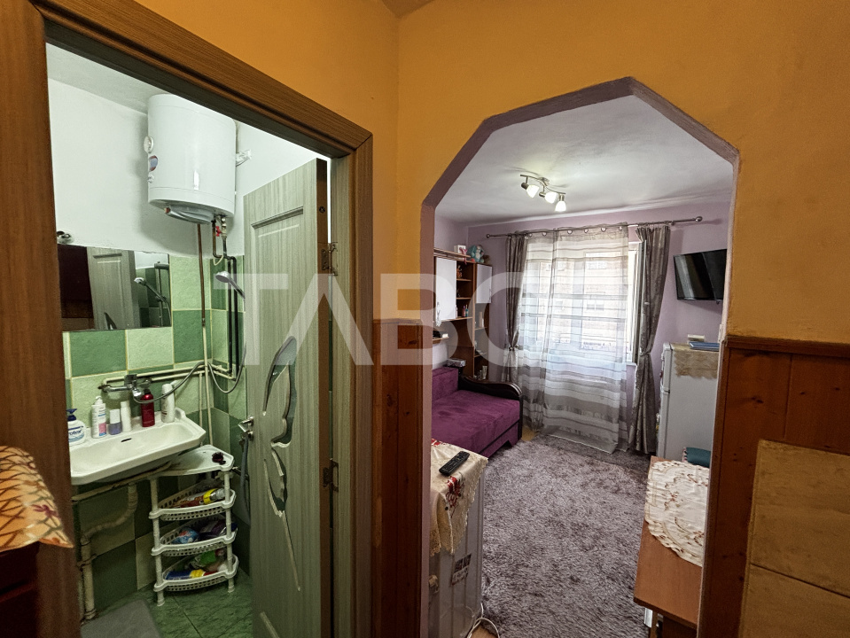 Garsoniera de vanzare mobilata si utilata in zona Broscarie Sibiu