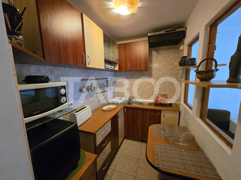 Garsoniera de vanzare mobilata utilata la parter in Vasile Aaron Sibiu
