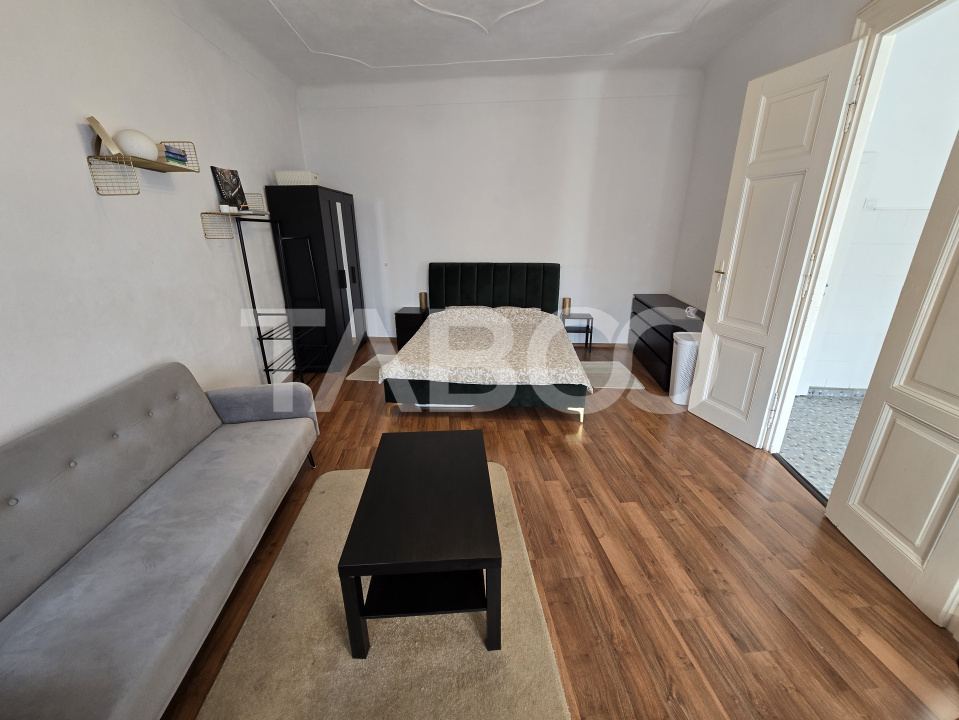 Garsoniera de vanzare regim hotelier cu pivnita in Orasul de Jos Sibiu