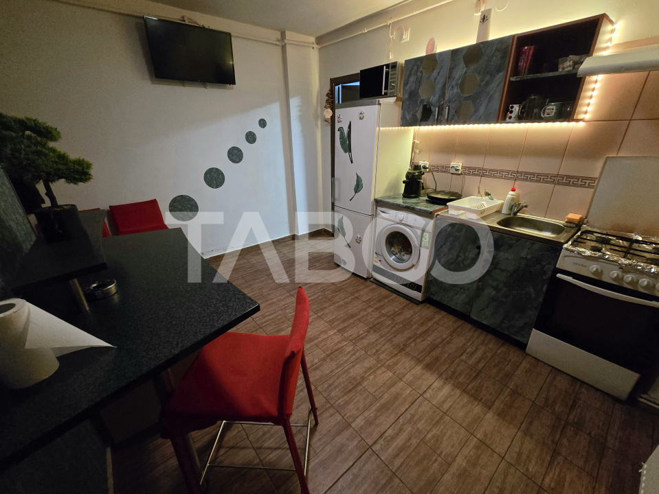 Garsoniera decomandata 28 mp utili mobilata utilata zona Tilisca Sibiu