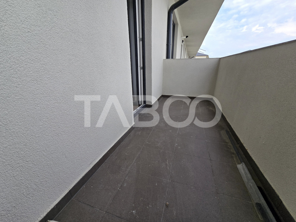 Garsoniera decomandata 37 mp utili balcon parcare Doamna Stanca Sibiu