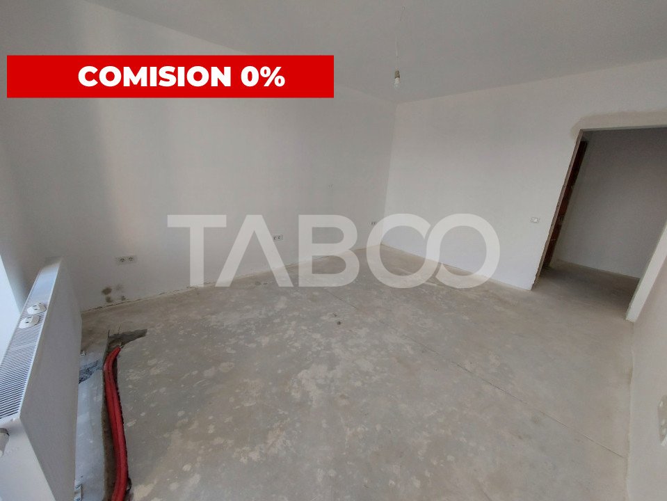Garsoniera decomandata de vanzare 47 mpu balcon loc parcare Selimbar