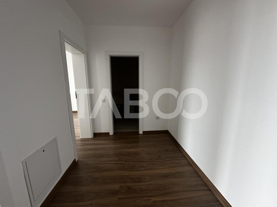 Garsoniera decomandata de vanzare 47 mpu loc de parcare logie Selimbar