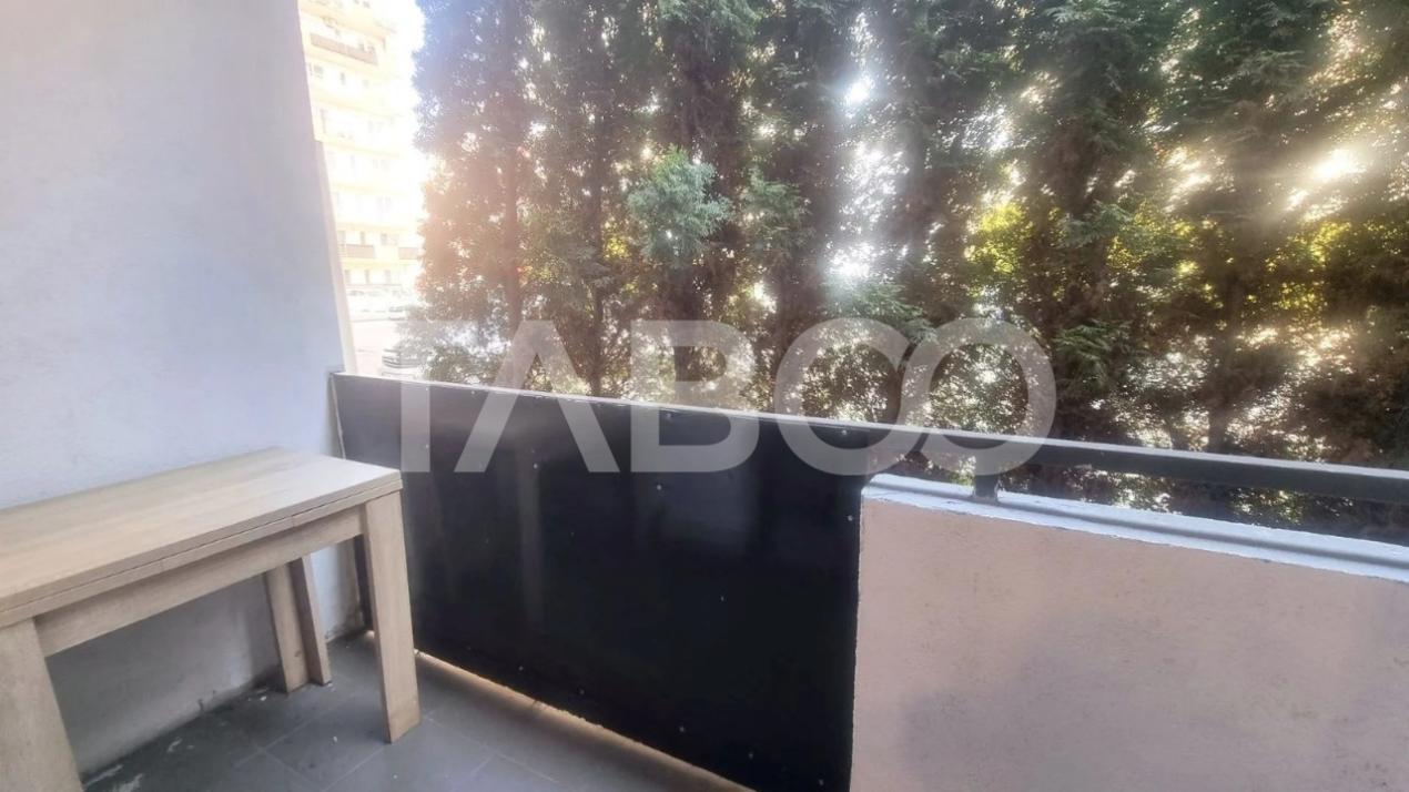 Garsoniera decomandata de vanzare balcon ideala investitie