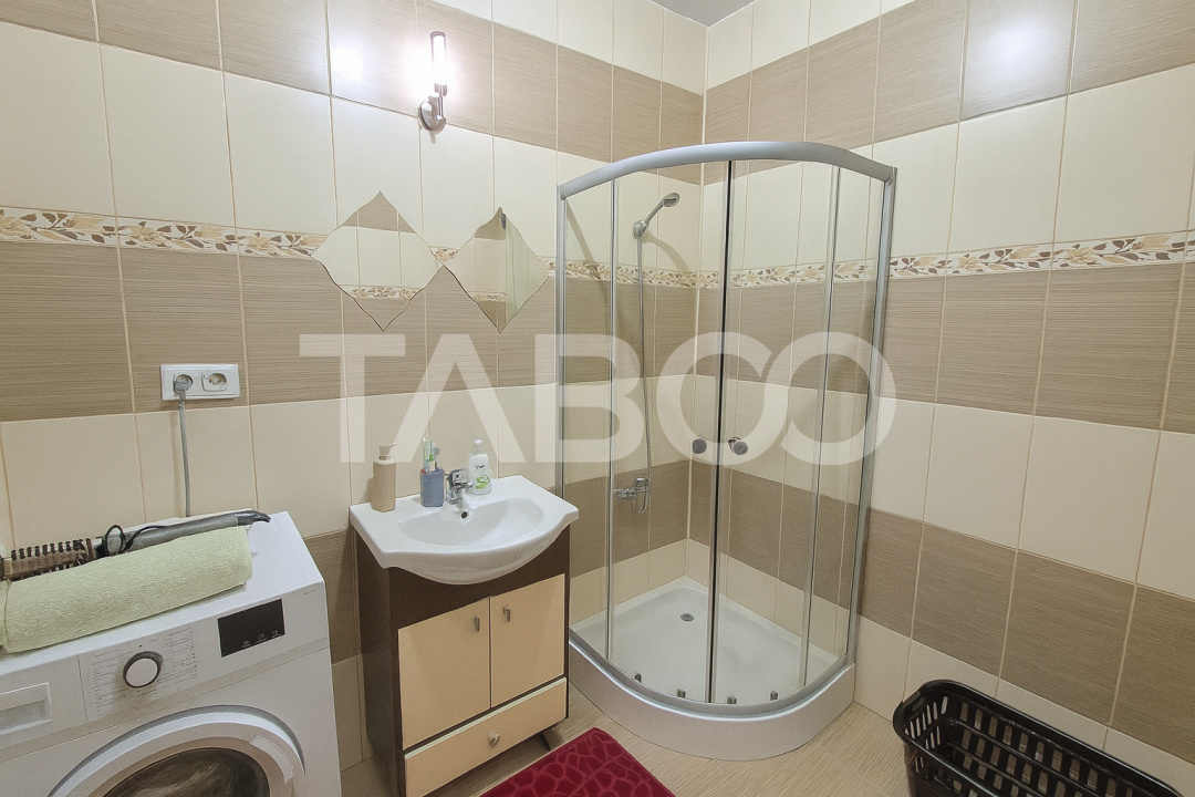 Garsoniera decomandata de vanzare balcon parcare Alma Turnisor