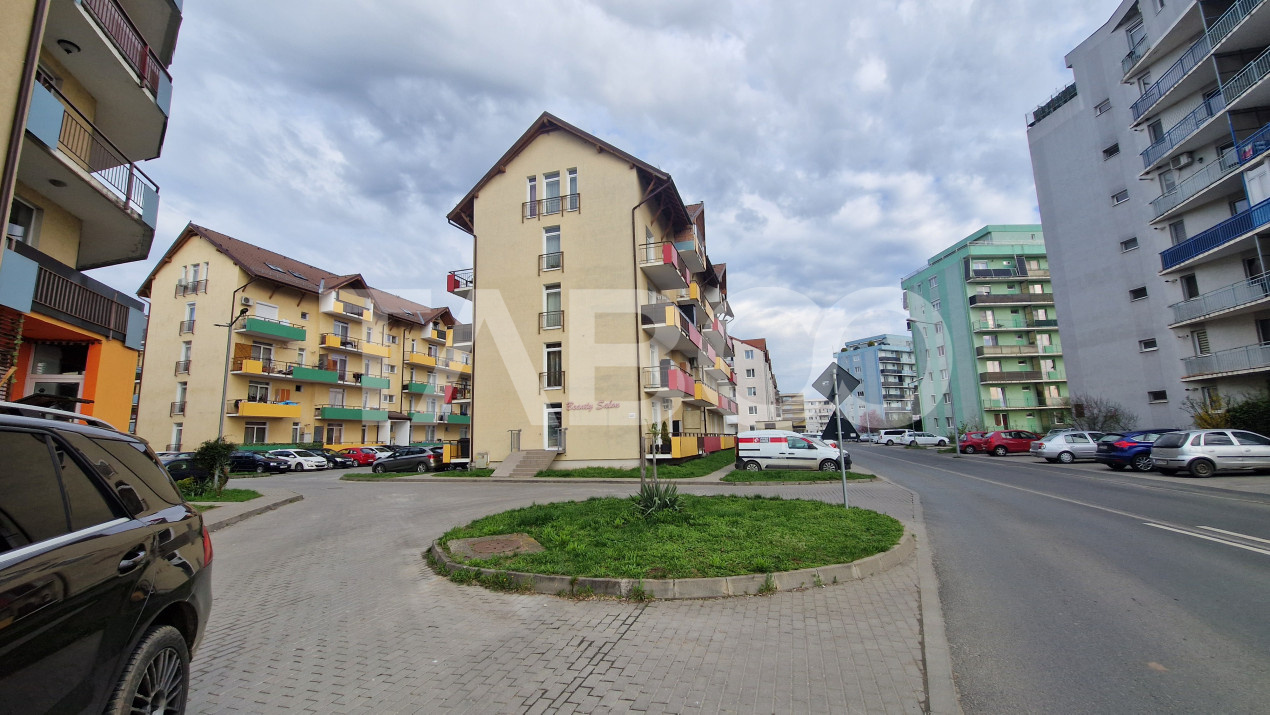 Garsoniera decomandata de vanzare balcon parcare Alma Turnisor