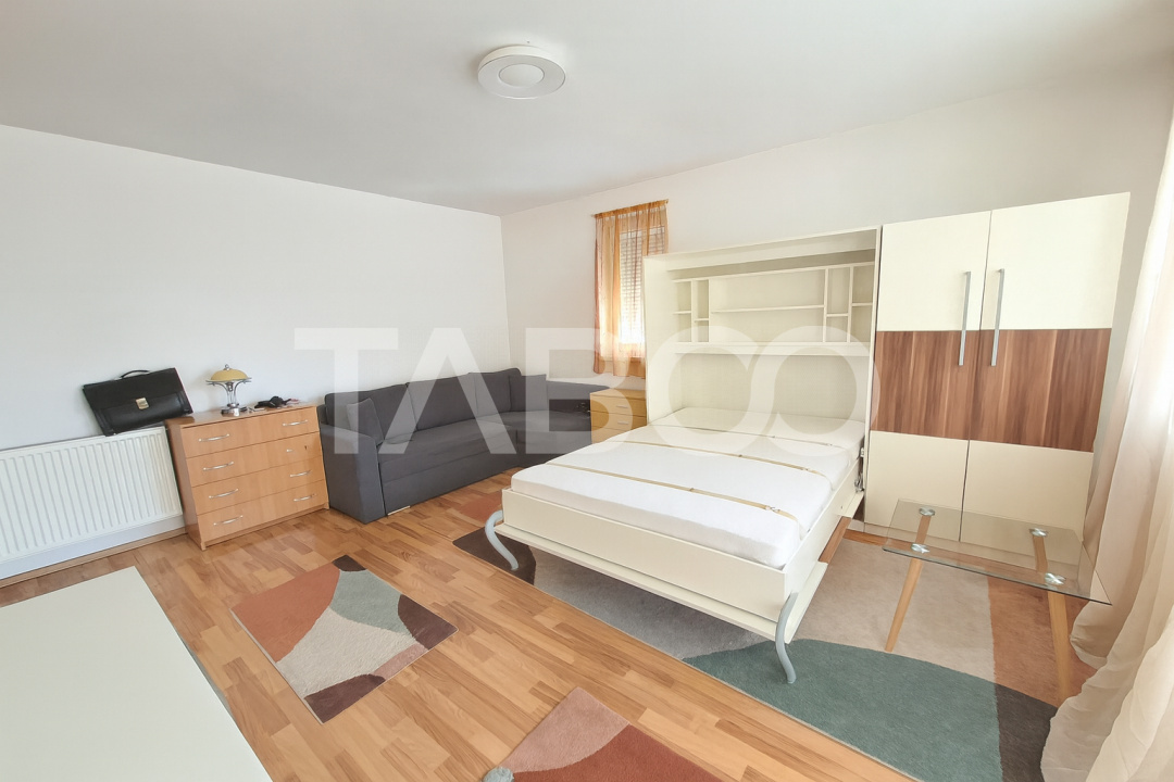 Garsoniera decomandata de vanzare cu lift si pivnita Colinei Sibiu