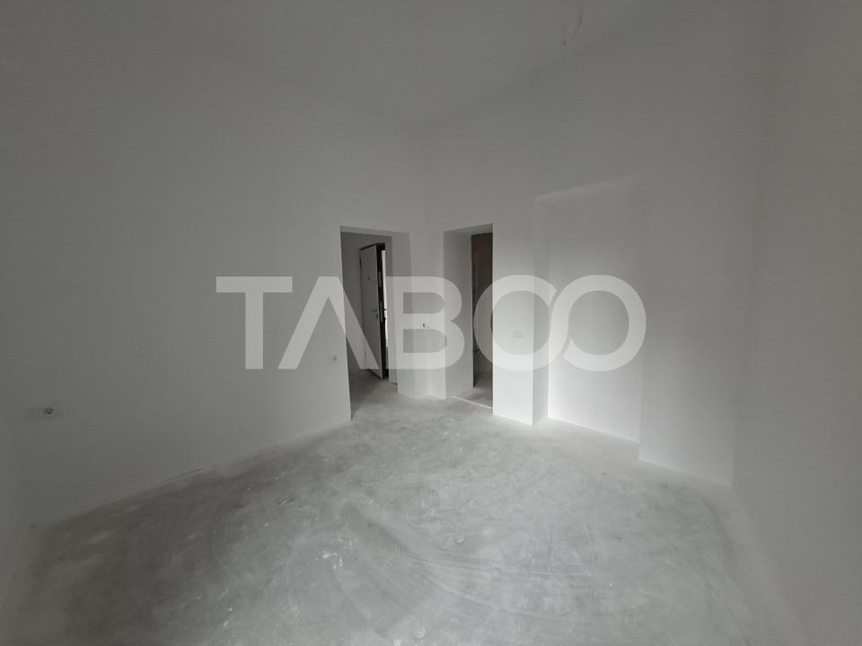 Garsoniera decomandata de vanzare in zona Centrala - cladire renovata