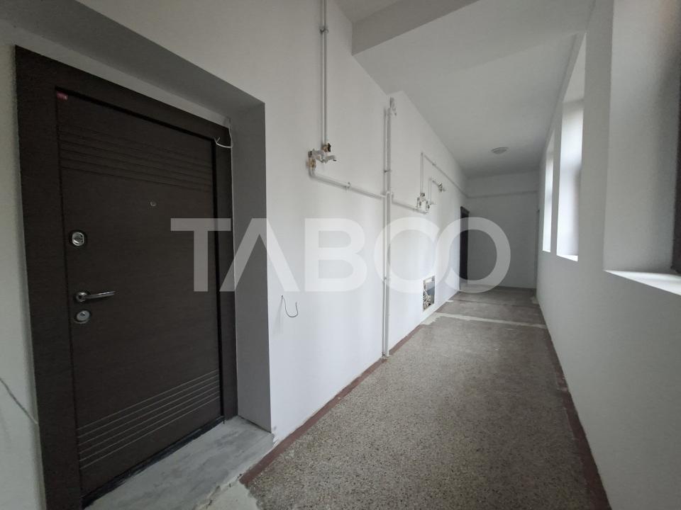 Garsoniera decomandata de vanzare in zona Centrala - cladire renovata