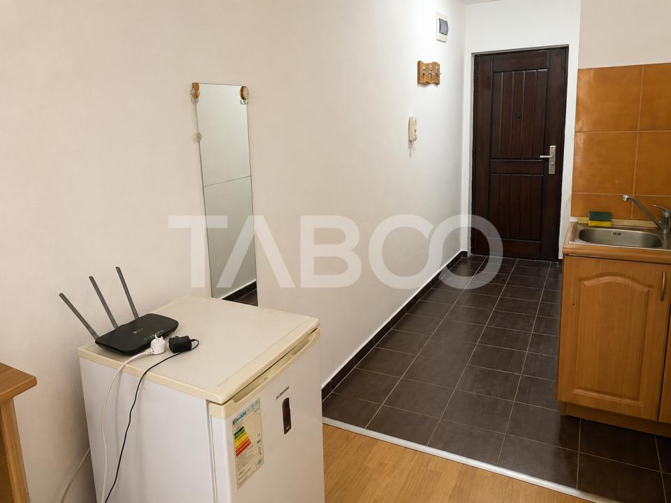 Garsoniera decomandata de vanzare Opera Residence Sibiu bloc cu lift