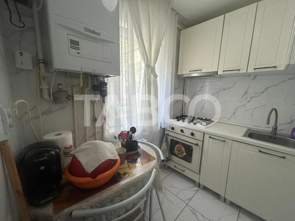 Garsoniera decomandata de vanzare utilata si mobilata Lazaret Sibiu 