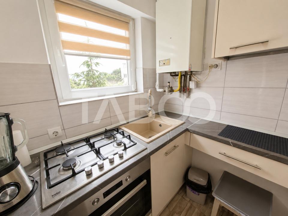 Garsoniera decomandata etaj 2 balcon Calea Dumbravii de vanzare