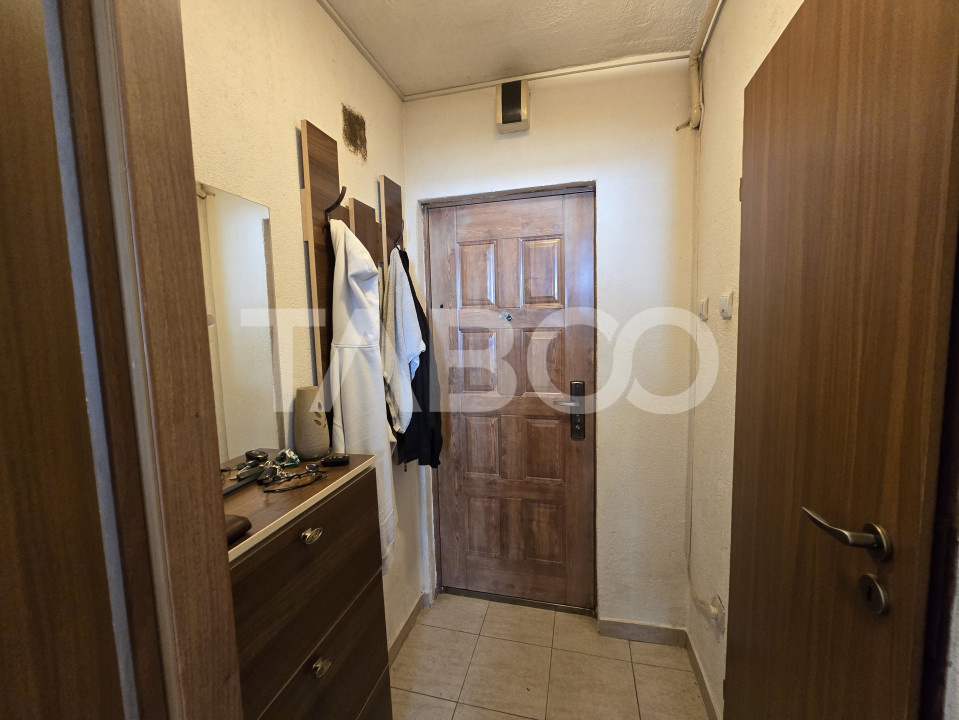 Garsoniera decomandata etaj intermediar 1 zona Vasile Aaron Sibiu