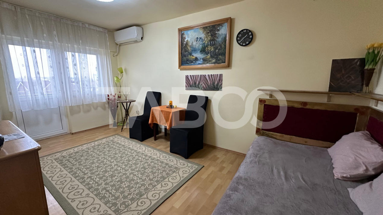 Garsoniera decomandata etaj intermediar balcon Calea Dumbravii