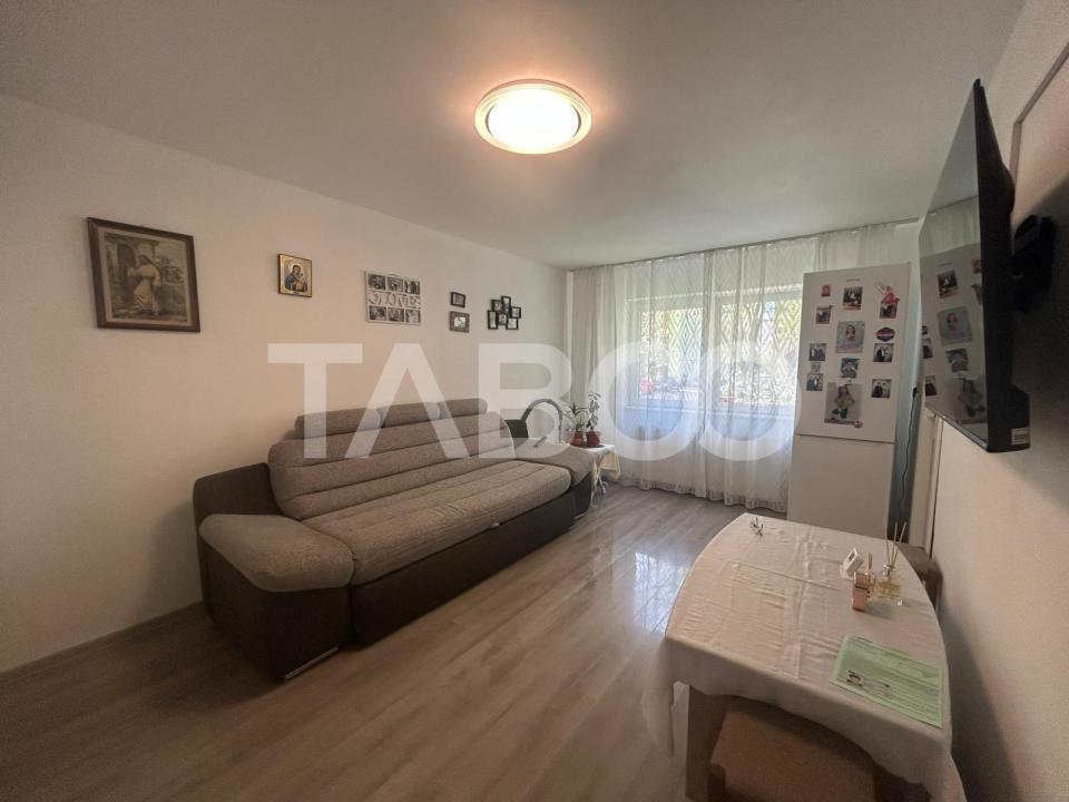 Garsoniera decomandata la parter inalt utilata si mobilata de vanzare 