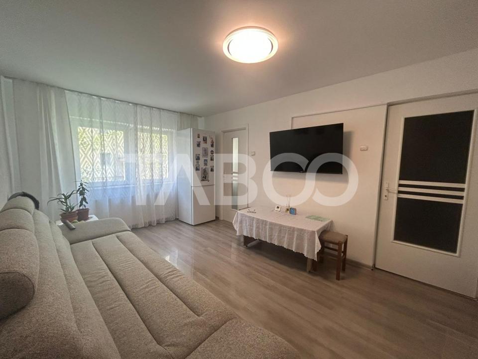 Garsoniera decomandata la parter inalt utilata si mobilata de vanzare 