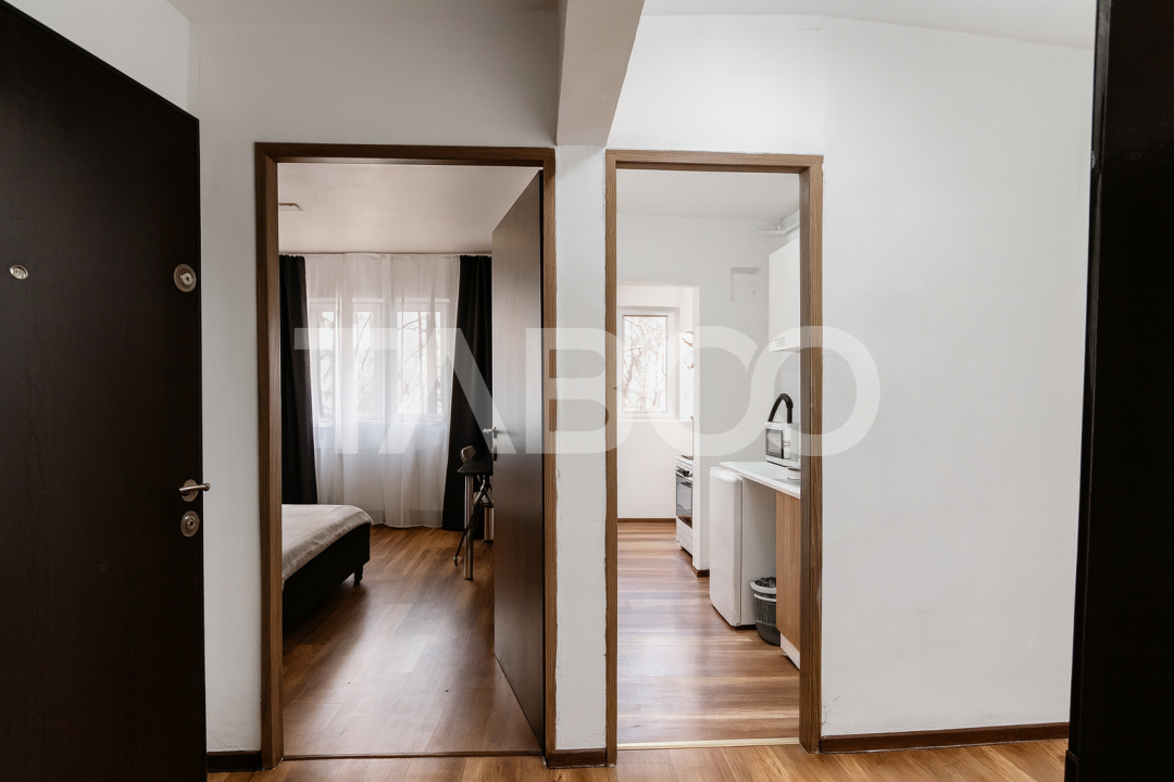 Garsoniera decomandata mobilata utilata Siretului etaj intermediar